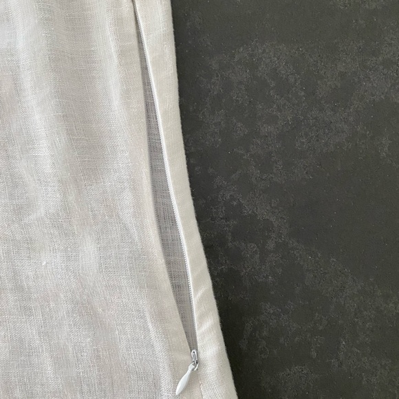 Tory Burch White Linen Ruffle Front V-Neck Top - Picture 4 of 4